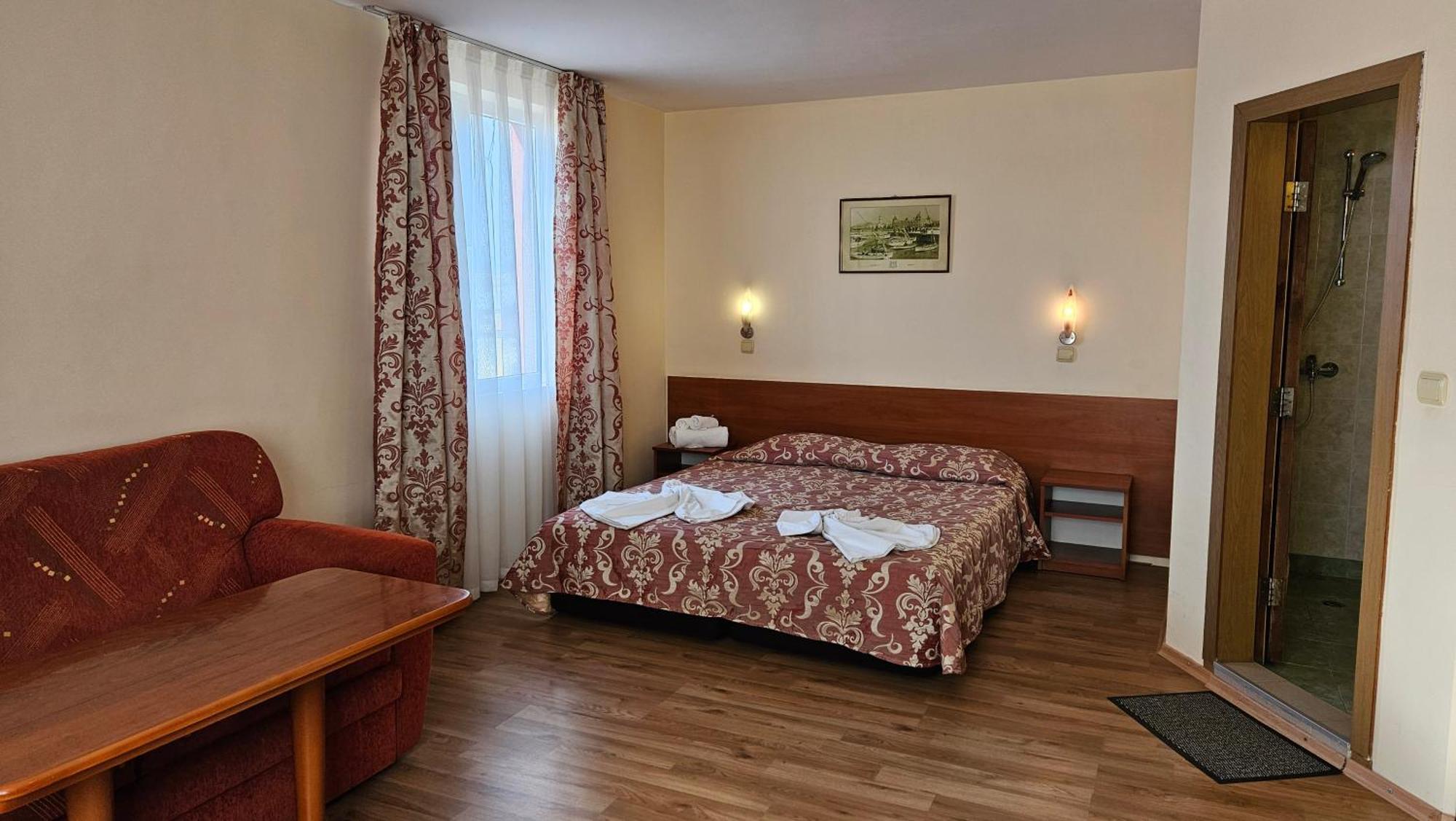 Caprice Family Hotel Varna Exteriér fotografie